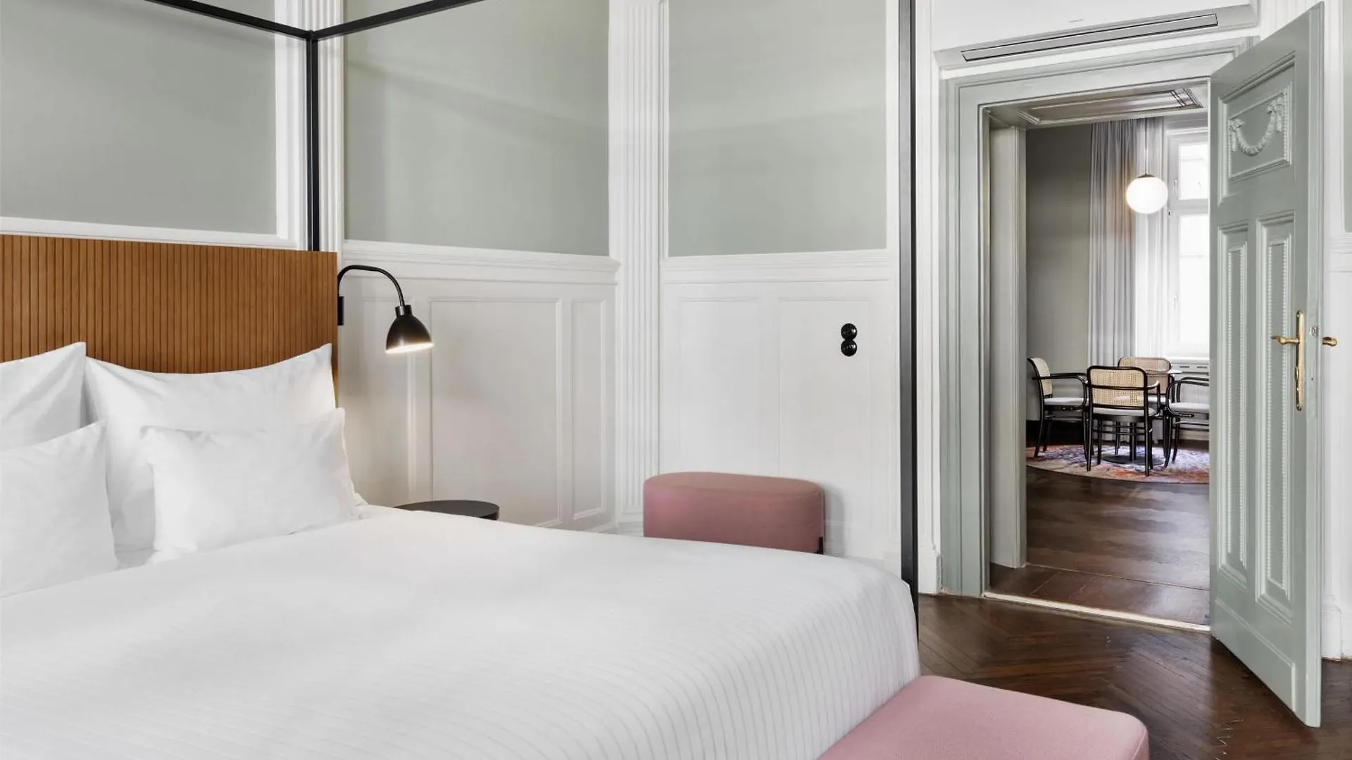 Hotel Astoria Vienna, Curio Collection By Hilton 4*, Vienna