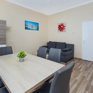 Puchsbaumgasse Апартаменты