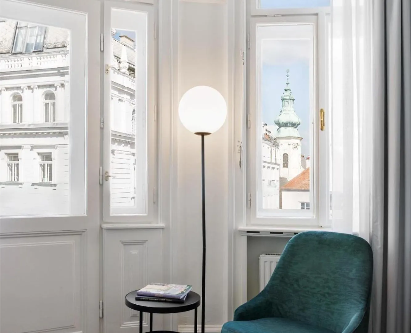 Hotel Astoria Vienna, Curio Collection By Hilton