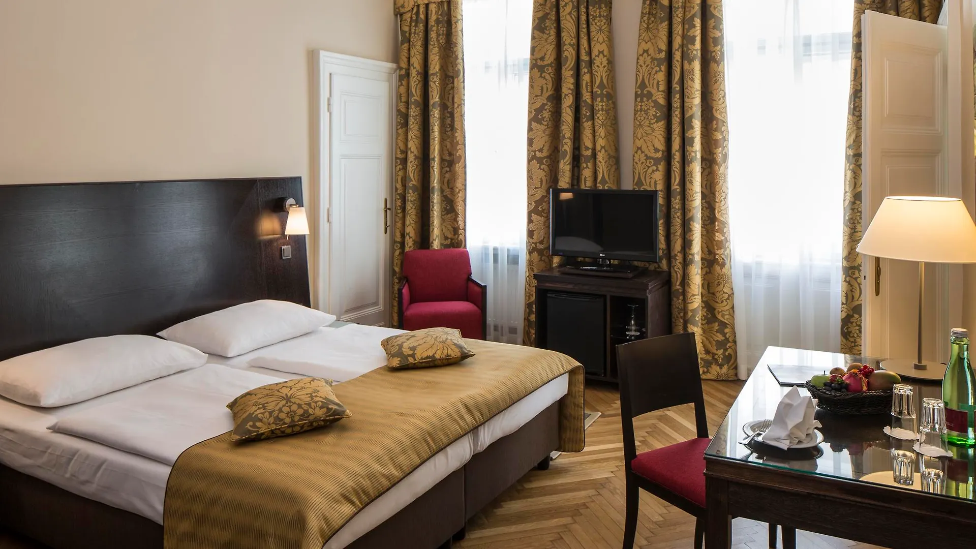 Hotel Astoria Vienna, Curio Collection By Hilton 4*, Vienna