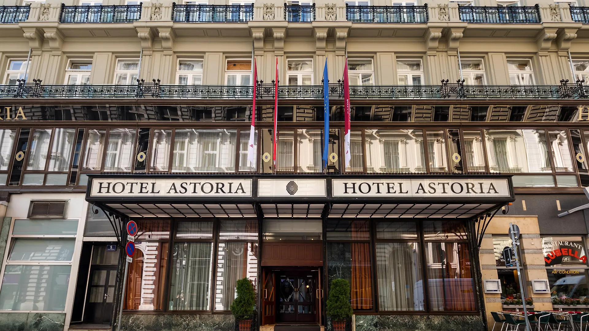 Hotel Astoria Vienna, Curio Collection By Hilton