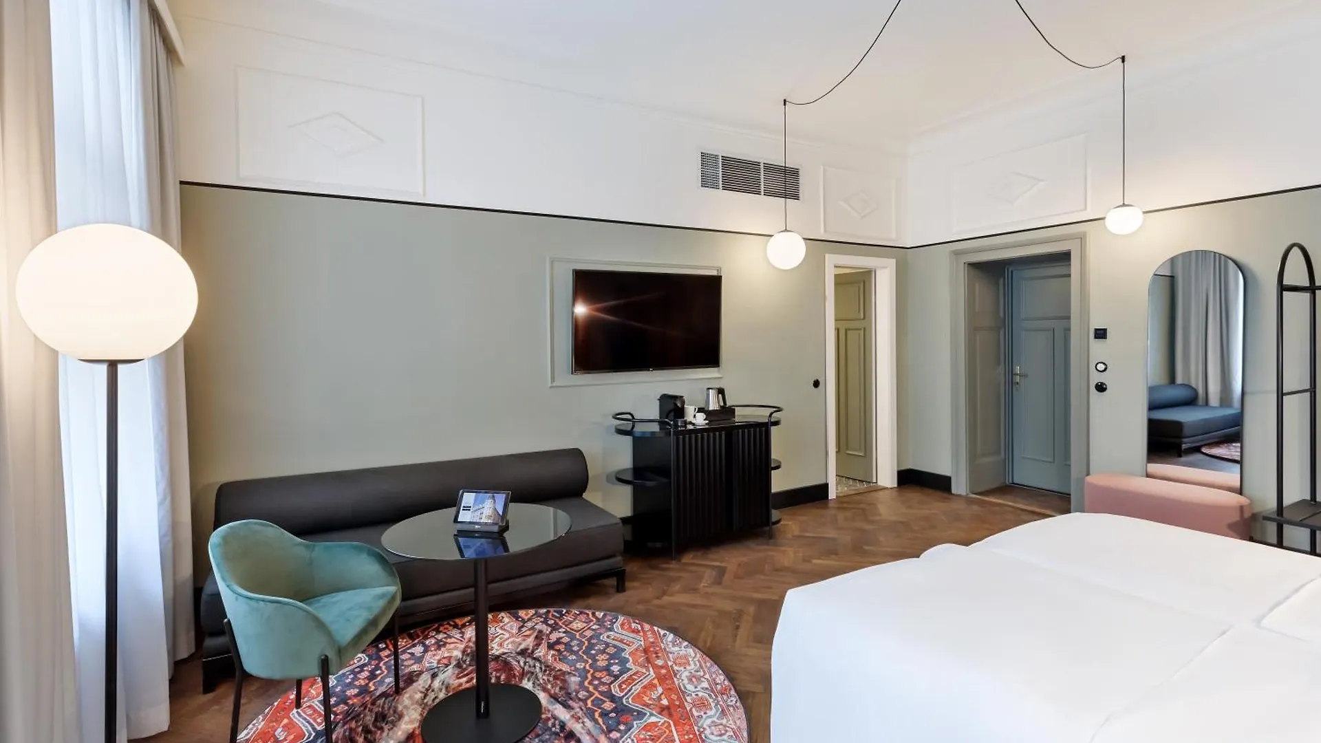 Hotel Astoria Vienna, Curio Collection By Hilton 4*, Vienna