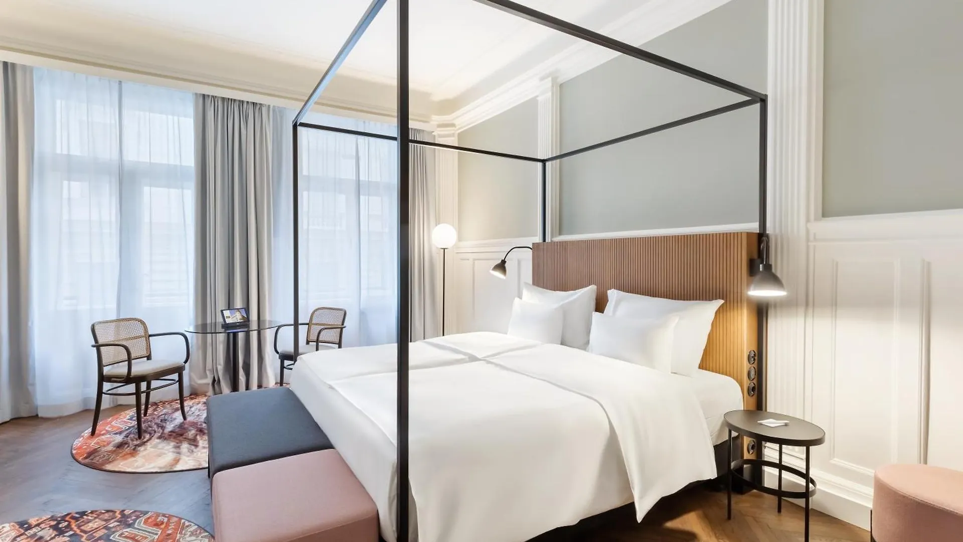 Hotel Astoria Vienna, Curio Collection By Hilton