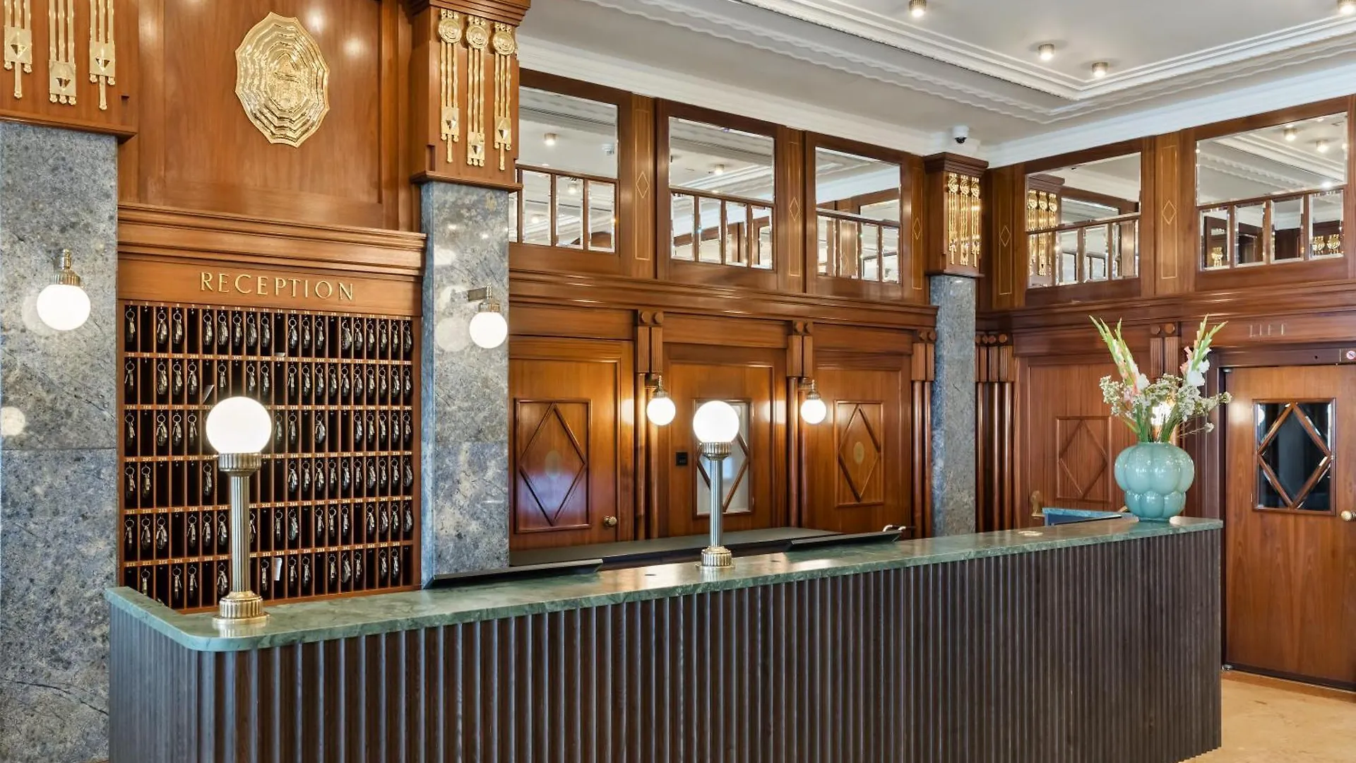 Hotel Astoria Vienna, Curio Collection By Hilton