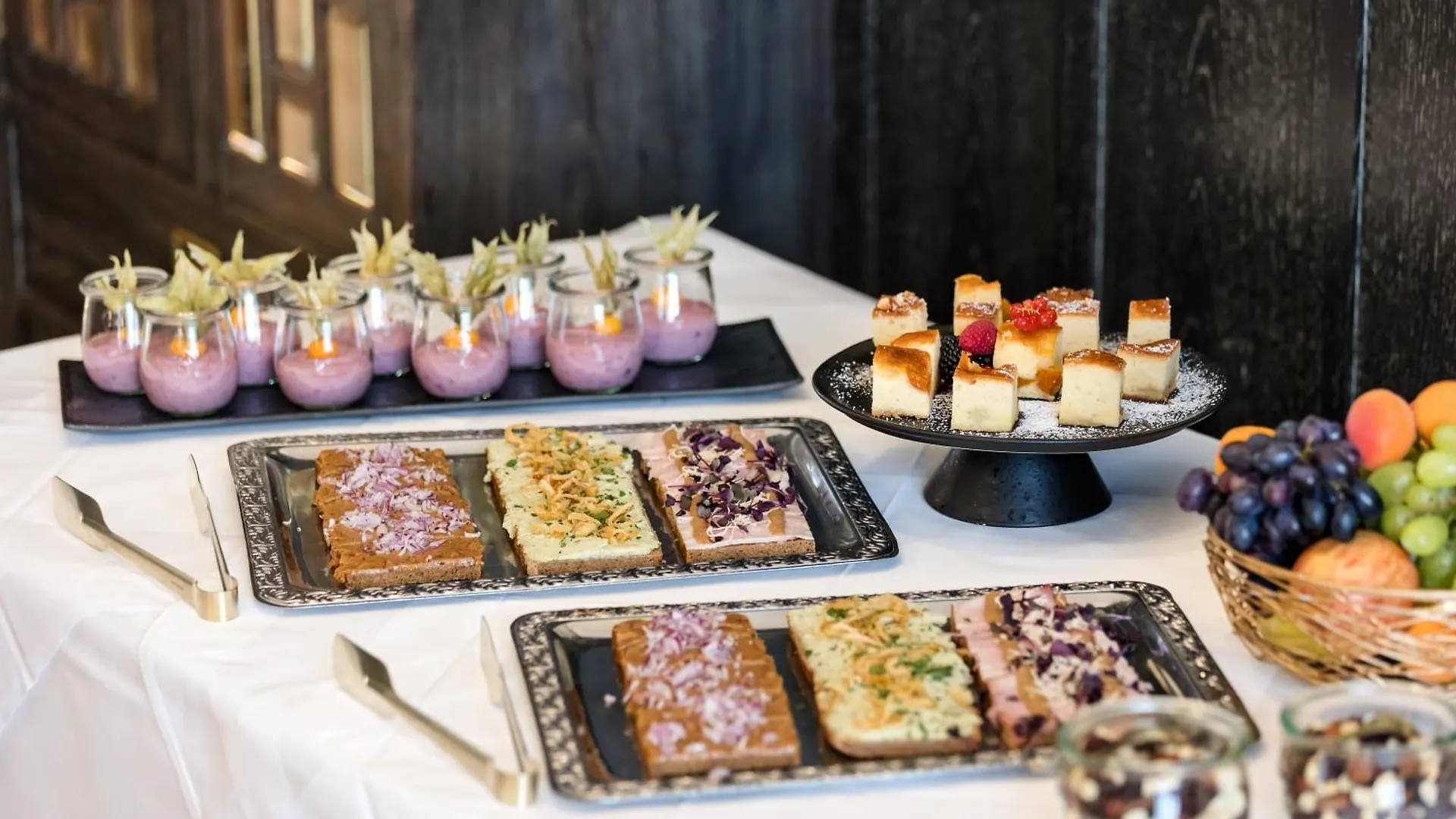 Hotel Astoria Vienna, Curio Collection By Hilton