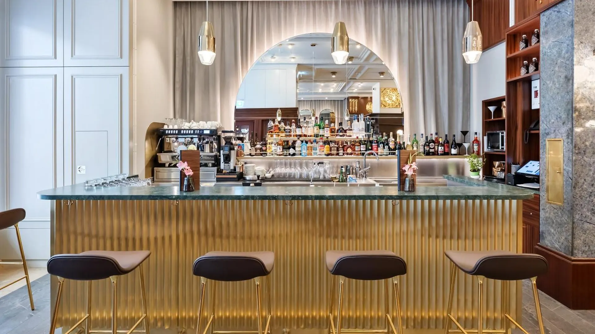 Hotel Astoria Vienna, Curio Collection By Hilton