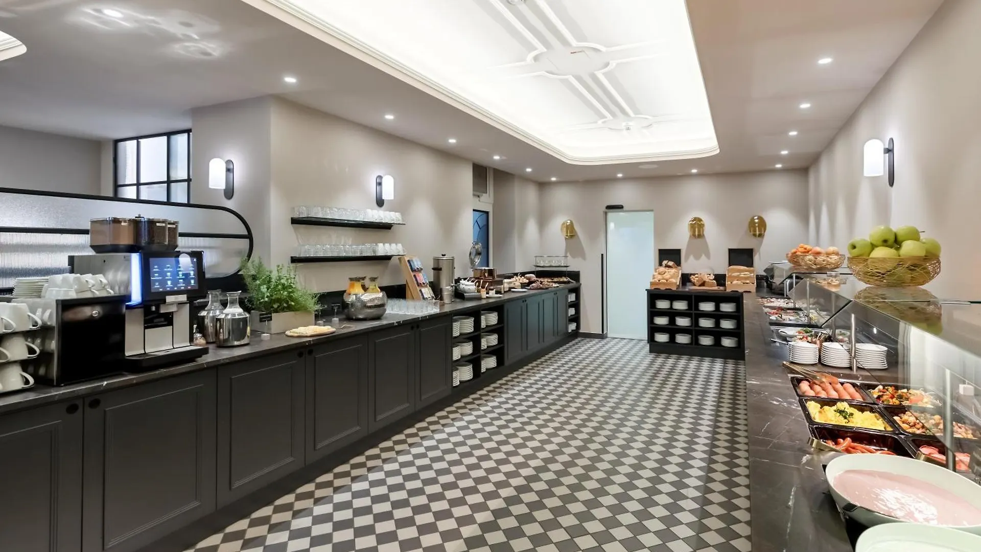 Hotel Astoria Vienna, Curio Collection By Hilton