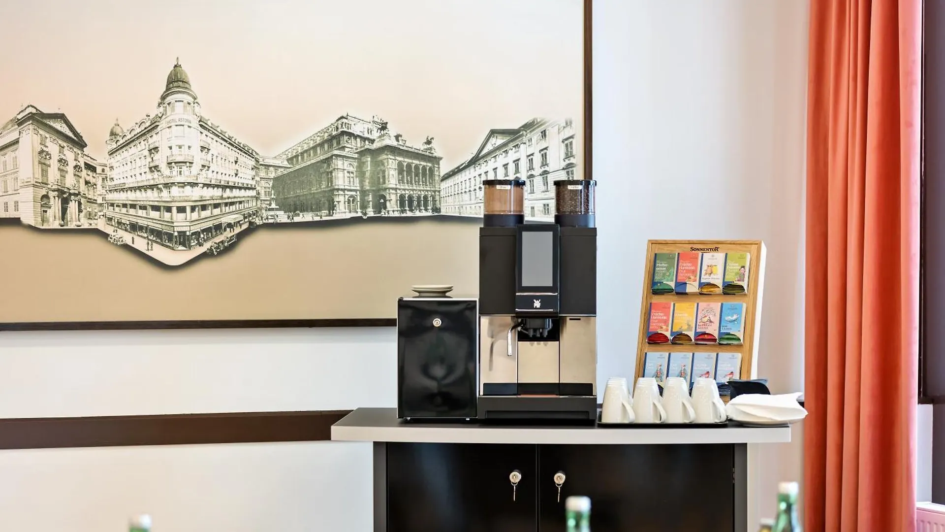 Hotel Astoria Vienna, Curio Collection By Hilton  Vienna