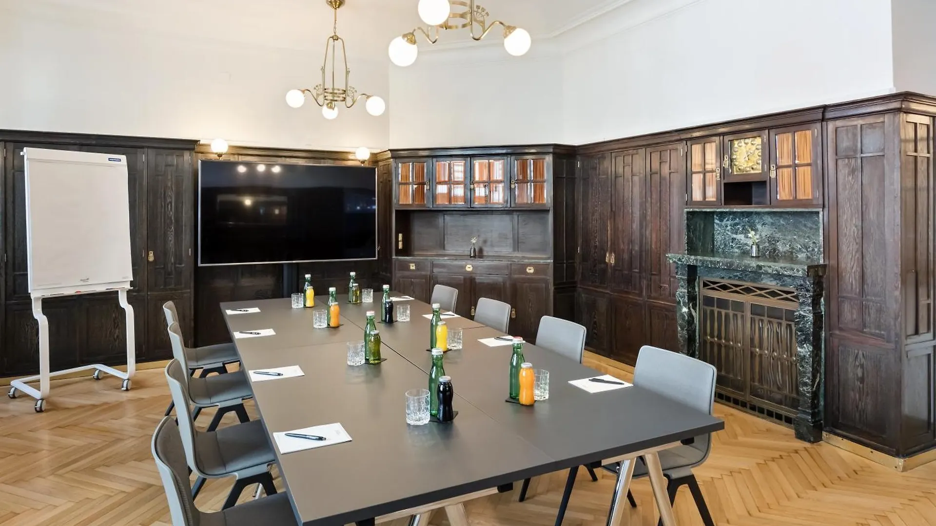 Hotel Astoria Vienna, Curio Collection By Hilton Vienna