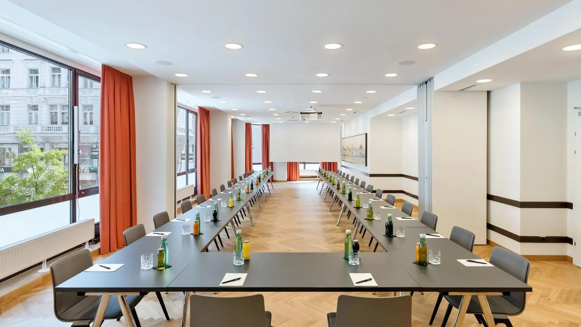 ****  Hotel Astoria Vienna, Curio Collection By Hilton Austria