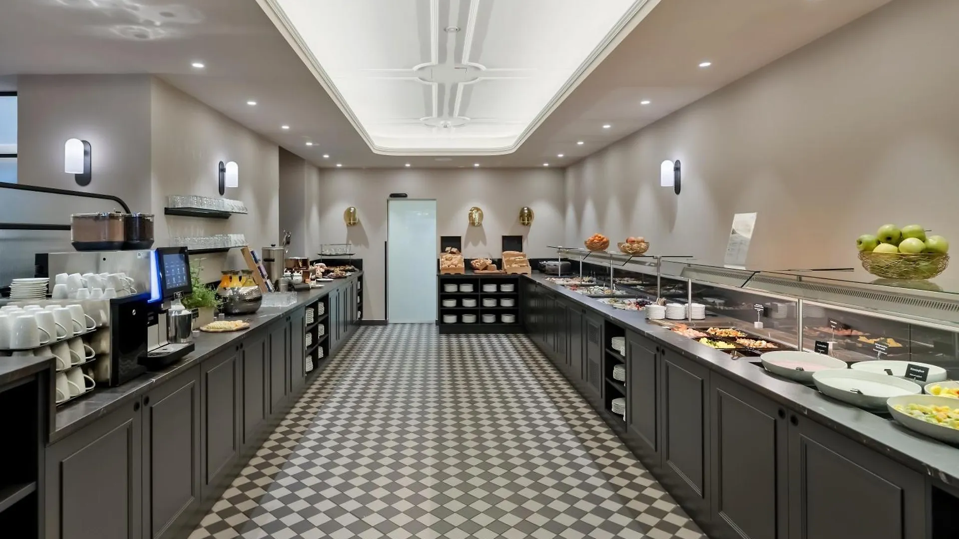 Hotel Astoria Vienna, Curio Collection By Hilton