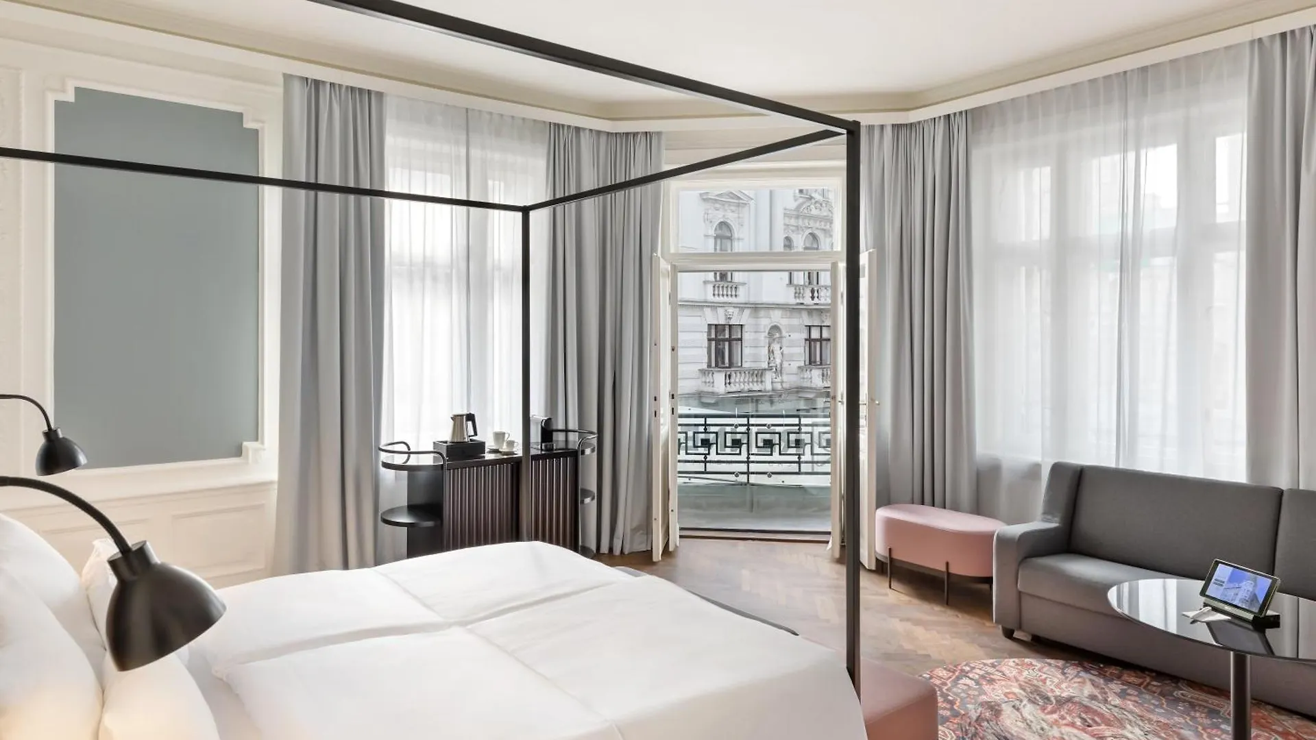 Hotel Astoria Vienna, Curio Collection By Hilton 4*, Vienna