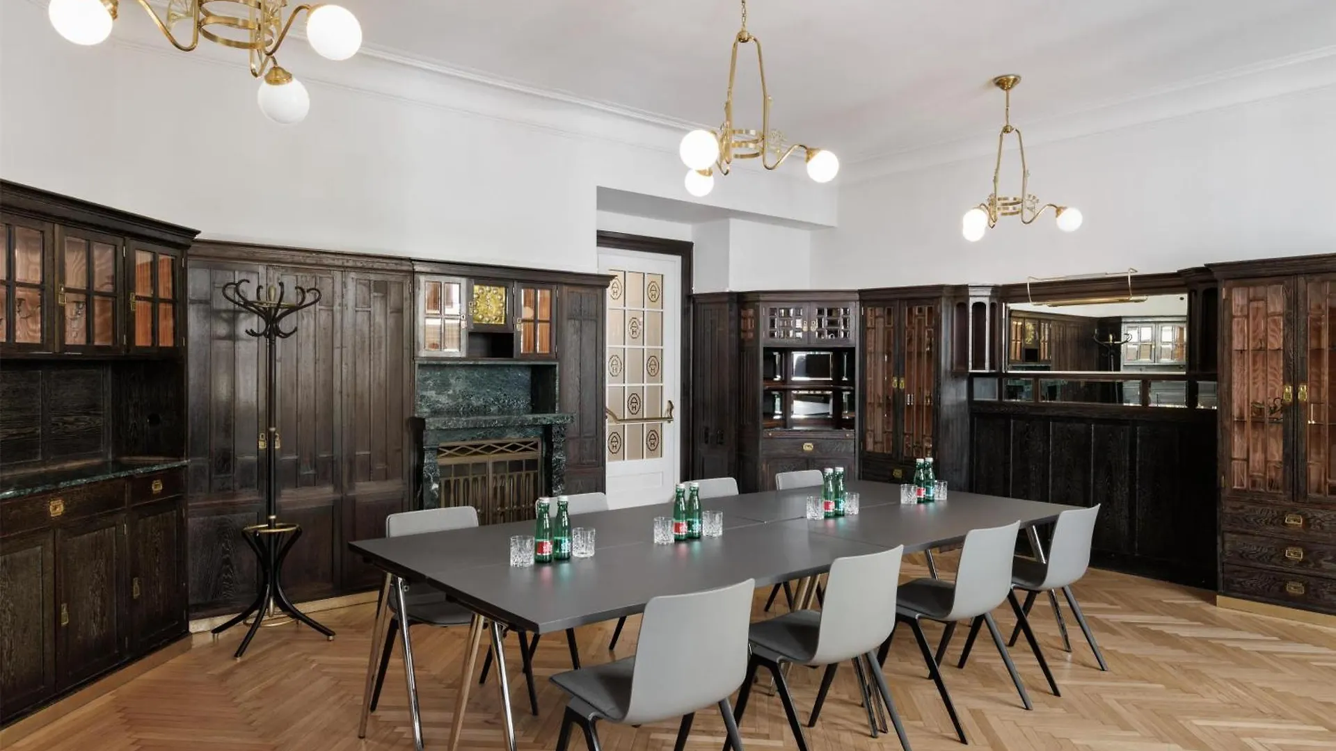 Hotel Astoria Vienna, Curio Collection By Hilton וינה