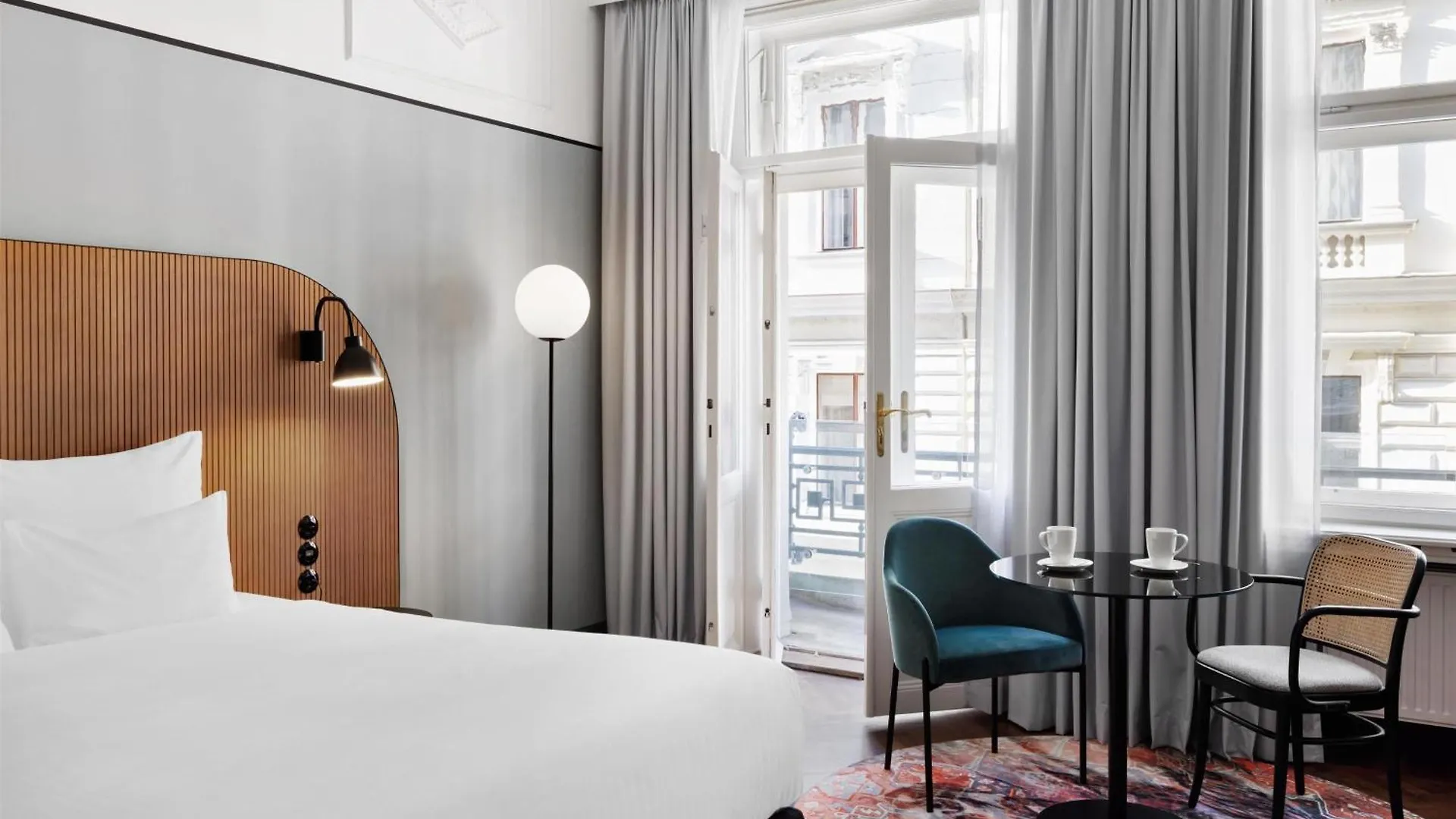 Hotel Astoria Vienna, Curio Collection By Hilton